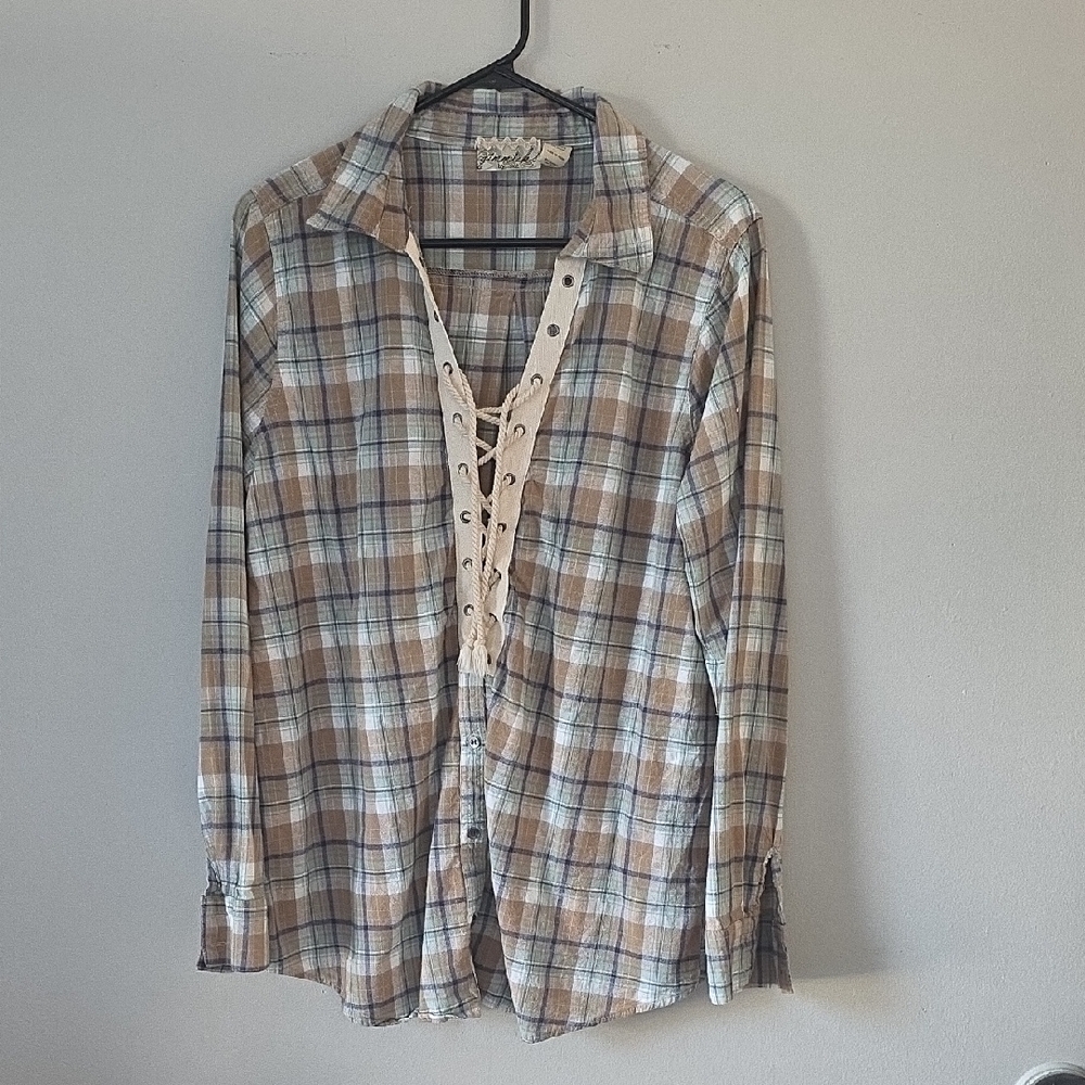 BKE Womens Beige and Blue Plaid Lace-Up Shirt Sz L